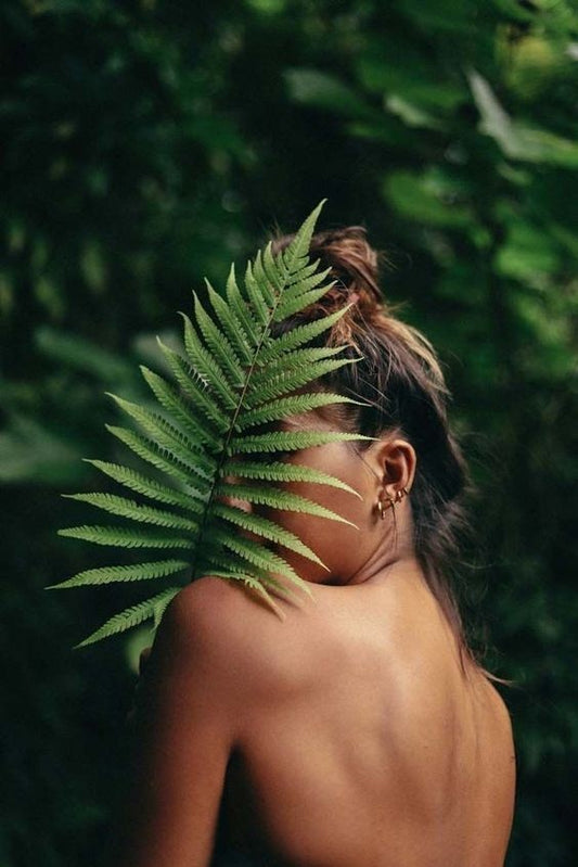 Natural and Plastic Free Challenge  Want to achieve healthier-looking hair and say goodbye to synthetic nasties AND plastic waste?
