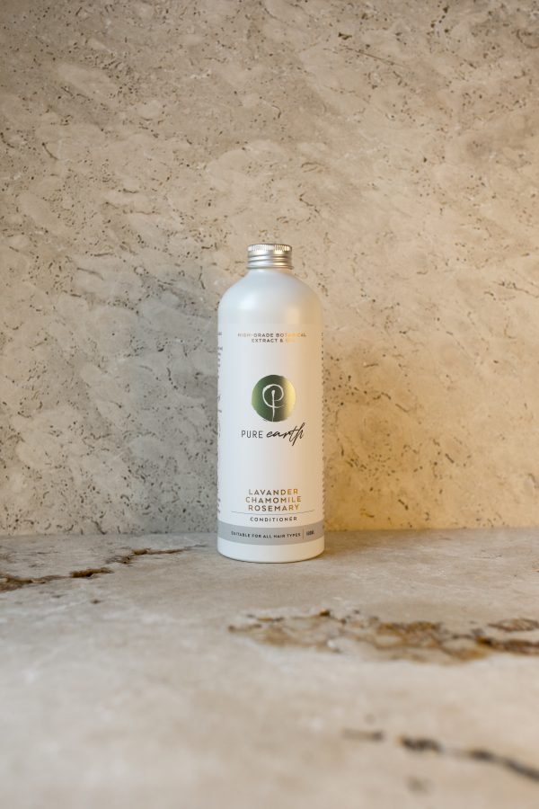 Pure Earth Natural Hair conditioner with Lavender and Rosemary, gentle, pH balanced, vegan, sulphate-free, paraben-free, cruelty-free, sustainable, plastic-free